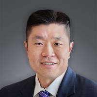 portrait of Andrew Eunkou Park, MD