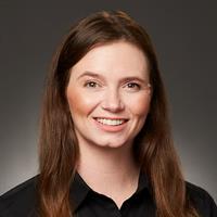 portrait of Laura Beth Cunningham, FNP